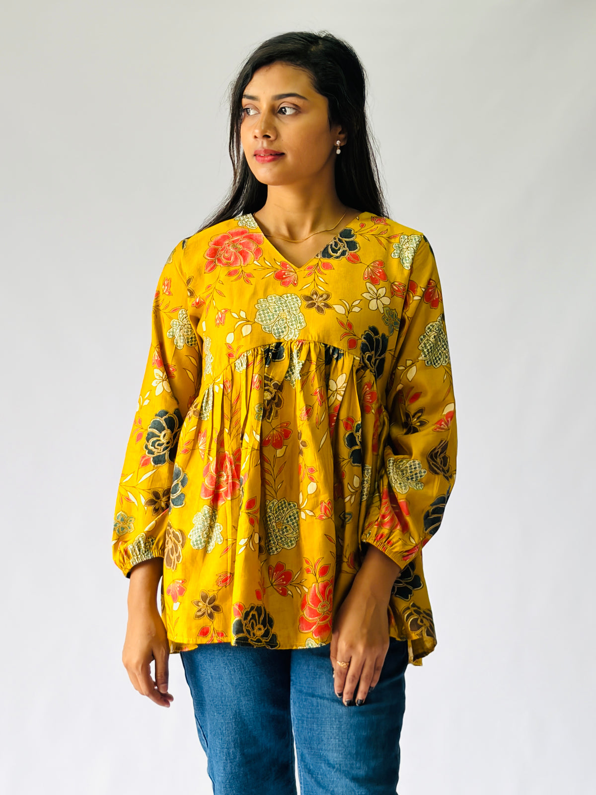Short top-0019